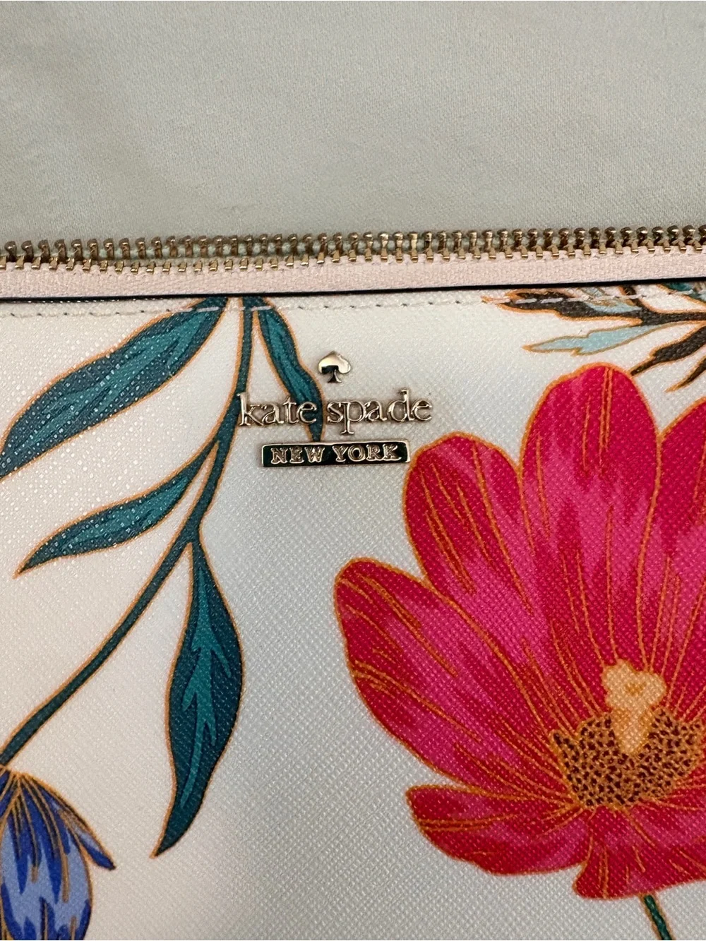 Kate Spade clutch Floral Print Wristlet Wallet - White with Pink & Blue Flowers